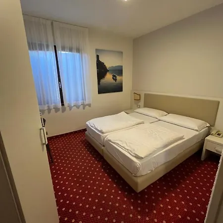 Hotel Nadia Malcesine